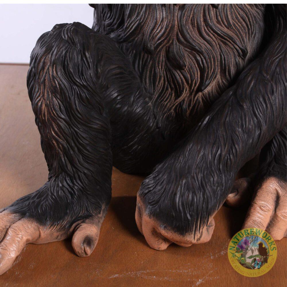 Natureworks Australia Chimpanzee sitting - statue-bozzy bottle holder - 140099 - close up of hands and feet