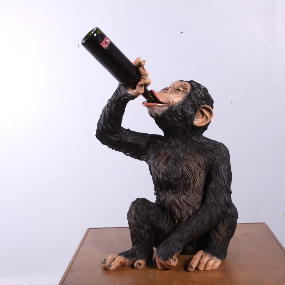 Chimpanzee sitting - statue-bozzy bottle holder - 140099 - angle view