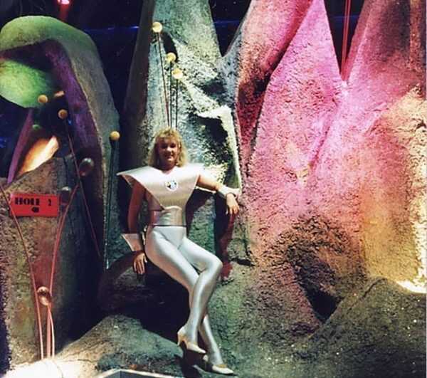 Golf Trek Mini Golf showing coloured rocks