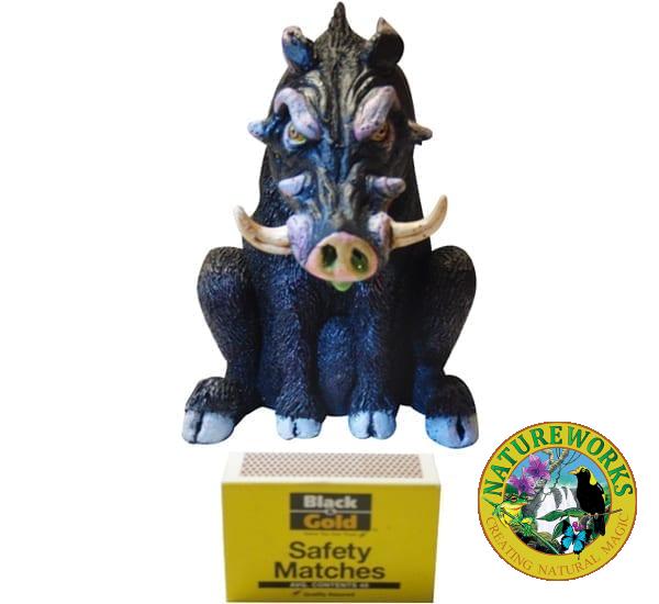 Hog Fugly The Guard Hog Desktop Version Small NW