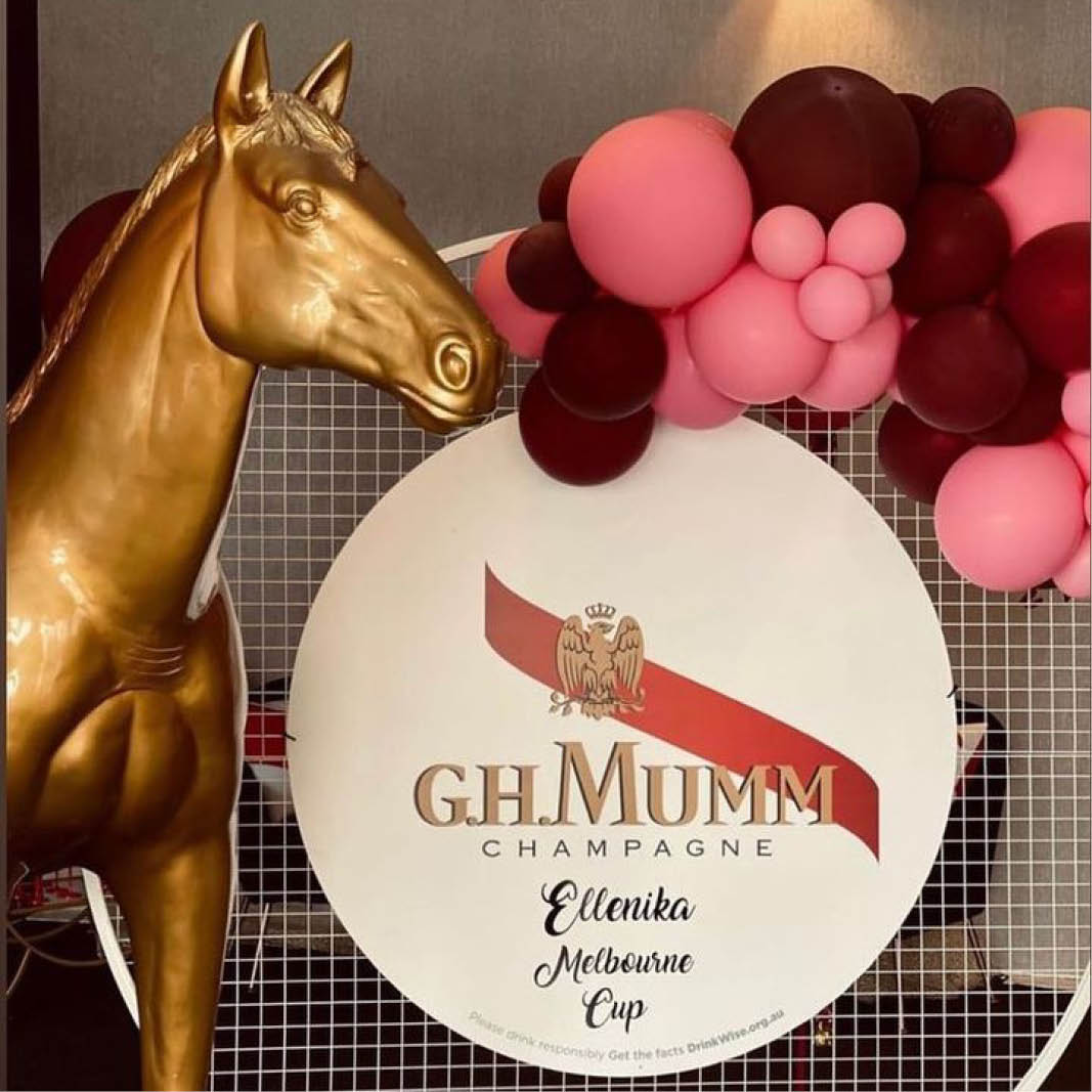 Natureworks Australia Natureworks Horse statue 7ft - 100019 - painted gold for public display - Melbourne Cup