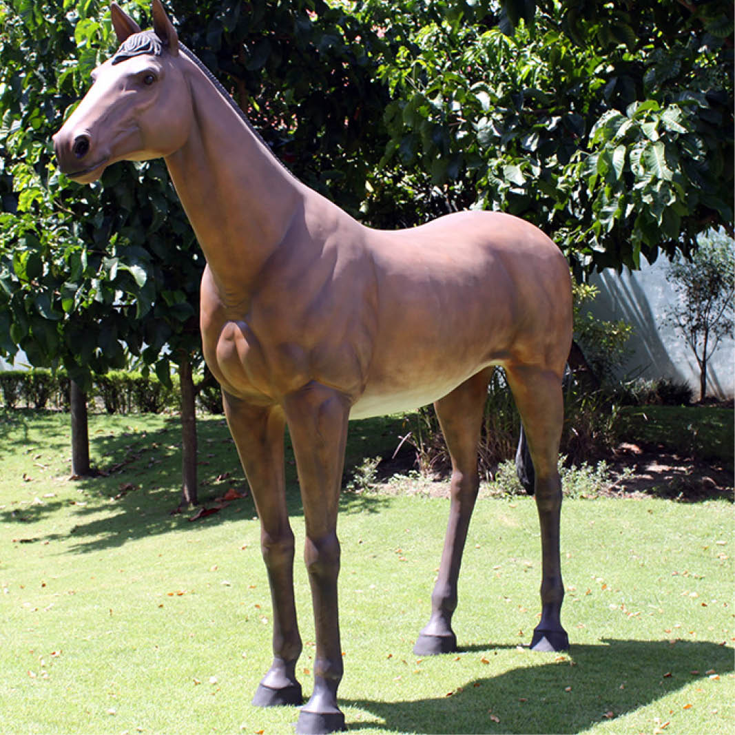 Natureworks Australia Natureworks Horse statue 7ft - 100019 - Chestnut - shown outside on grass
