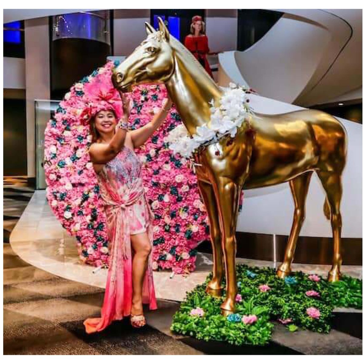 Natureworks Australia Gold leaf 7ft horse statue for hire or sale