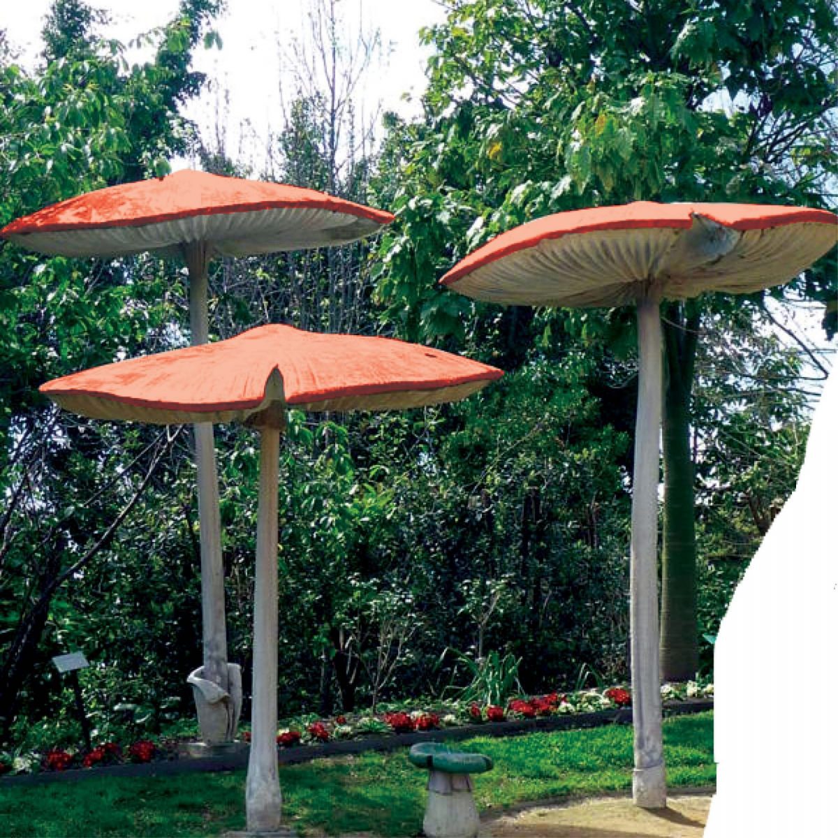 Natureworks Australia Fantasy themed mushroom prop 2m high with beautiful fine details and vibrant colours.