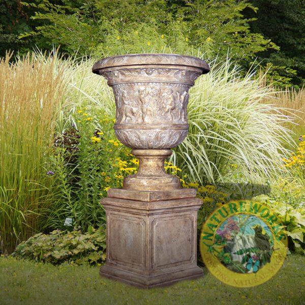 Natureworks Australia Versailles urn on base - large -050508RS - shown in garden setting