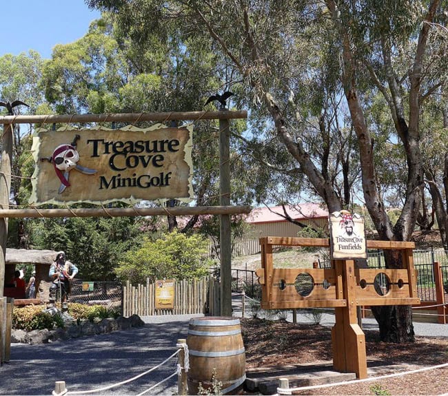 Natureworks Australia Whittlesea Mini Golf Course - pirate mini-golf theme
