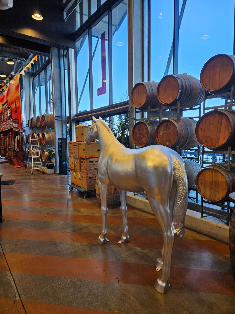 Natureworks Australia Horse Sculpture 7ft Silver Leaf - Image 4