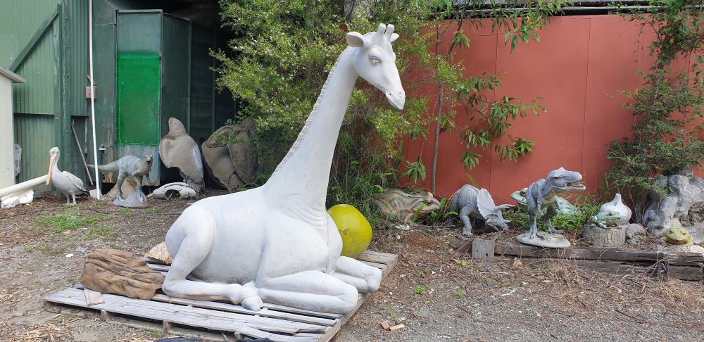 Natureworks Australia Giraffe Sitting - Image 9