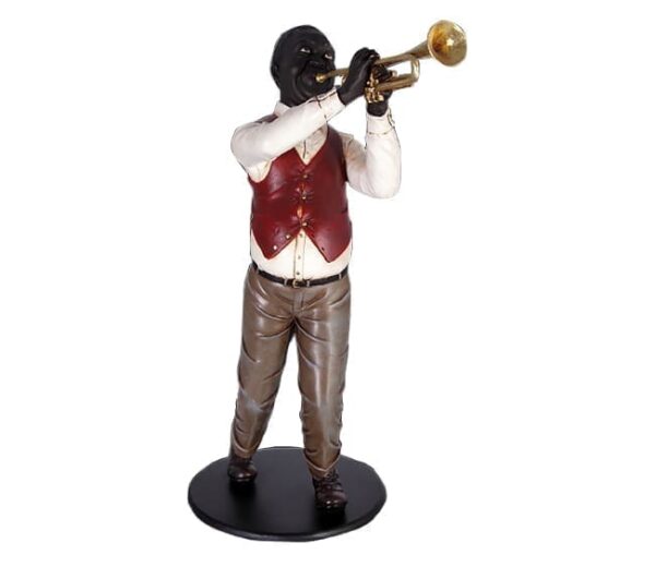 statue Trumptet Player