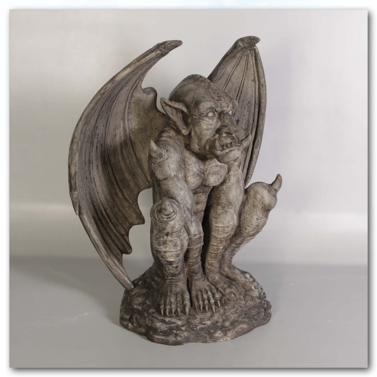 Natureworks Australia Mammals Fantasy mammals Gargoyles Cracked Concrete Product Image V px px