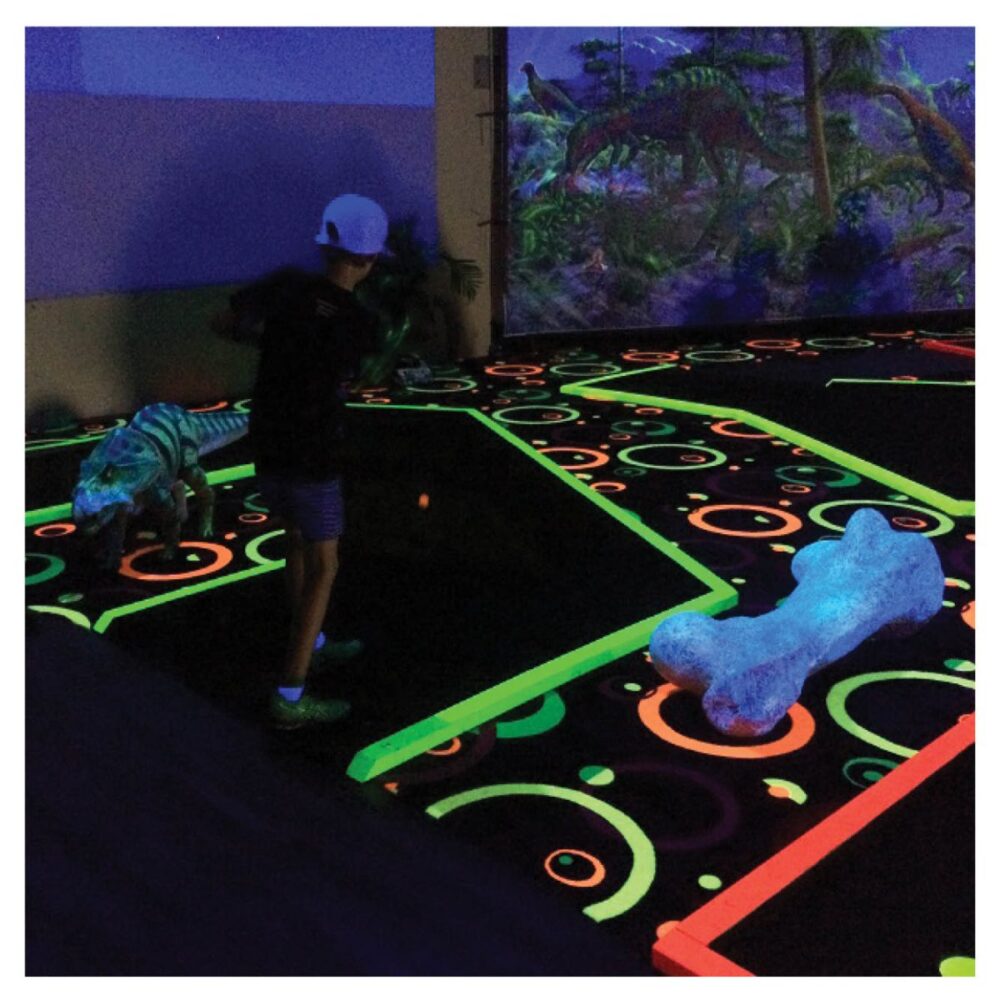 Mini Golf Theming Prehistoric Themed Mini Golf Chillasaurus Volcano Product Gallery  px px