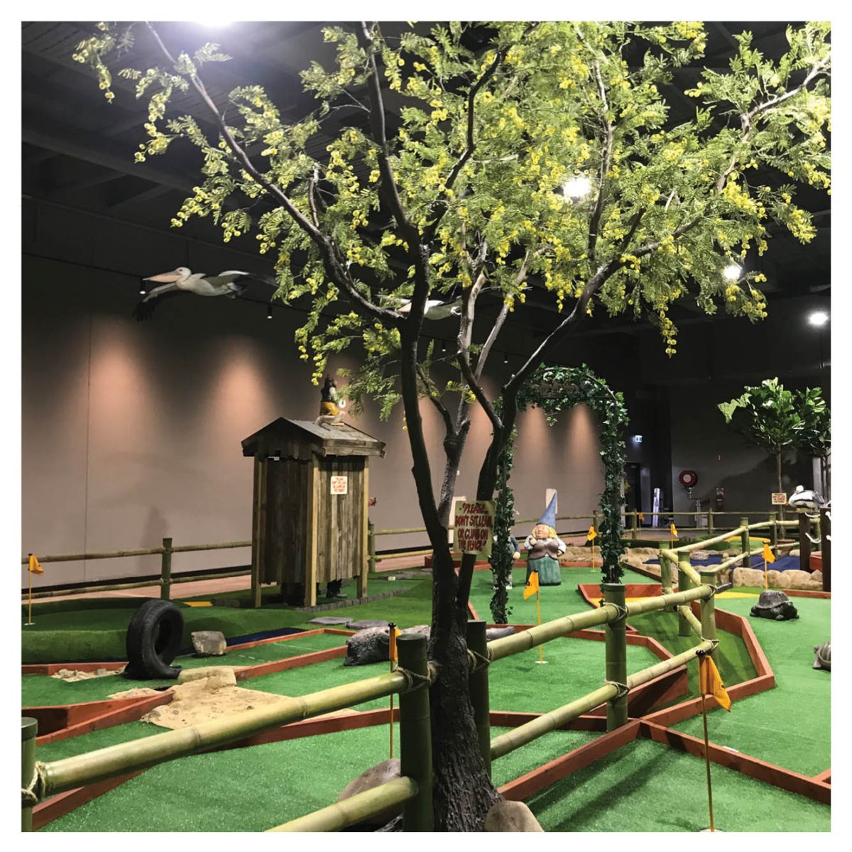 Natureworks Australia Mini Golf Theming Putt in the Park Coomera Westfield Shopping Centre Product Gallery px px