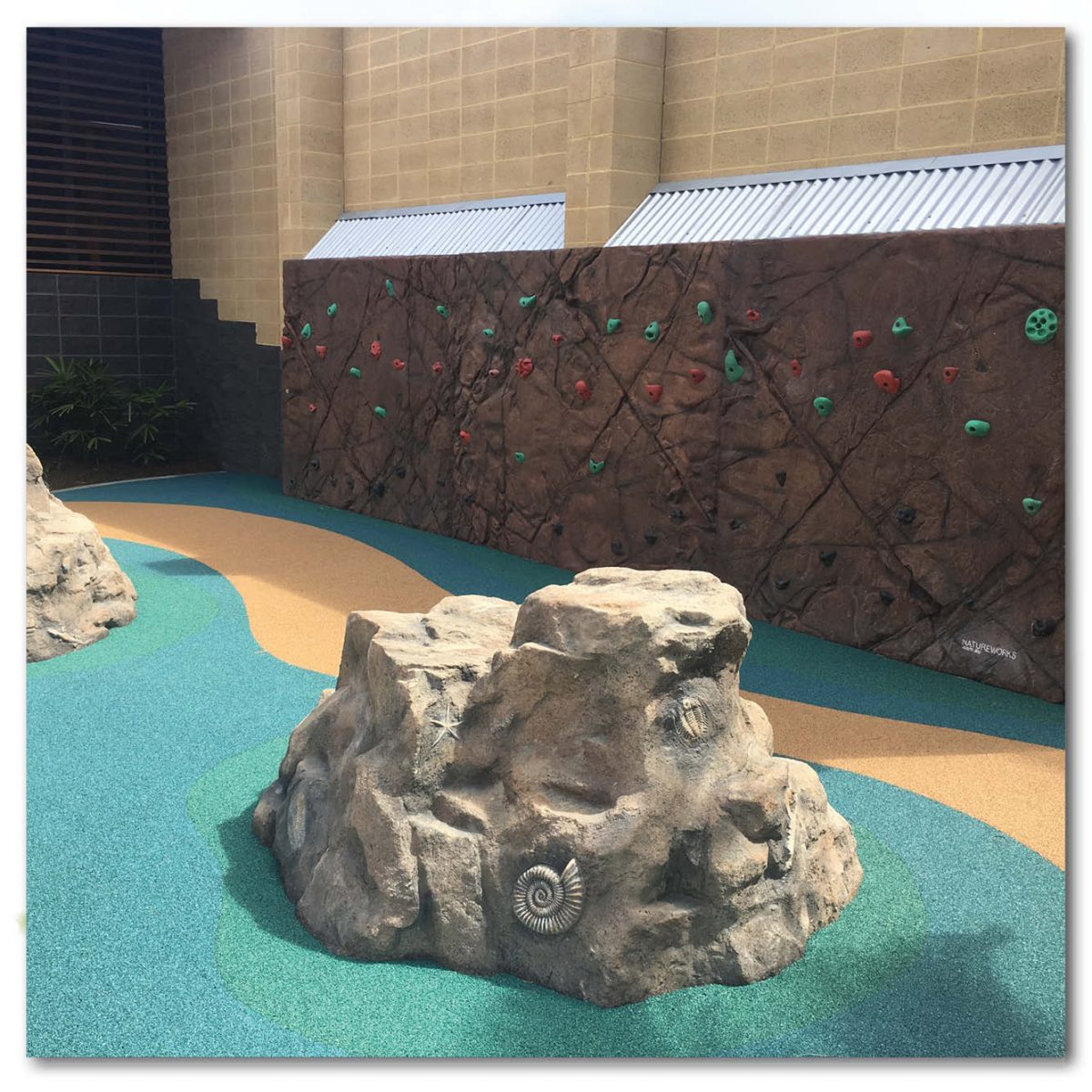 Natureworks Australia Playground Theming Artificial Rock Climbers Marine Rock with fossils Product Image px px