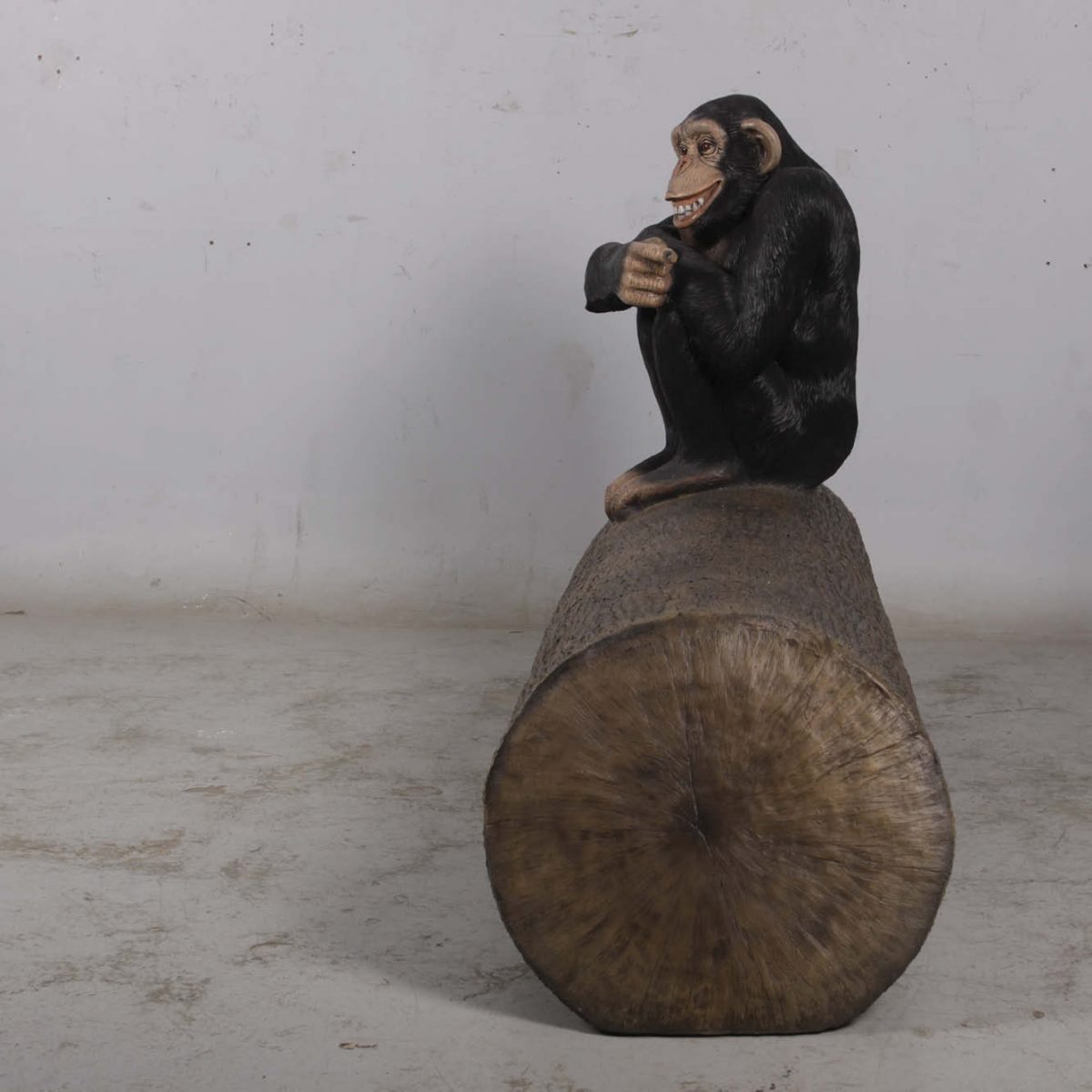 Natureworks Australia ChimponTreeTrunkSeat funsculpture