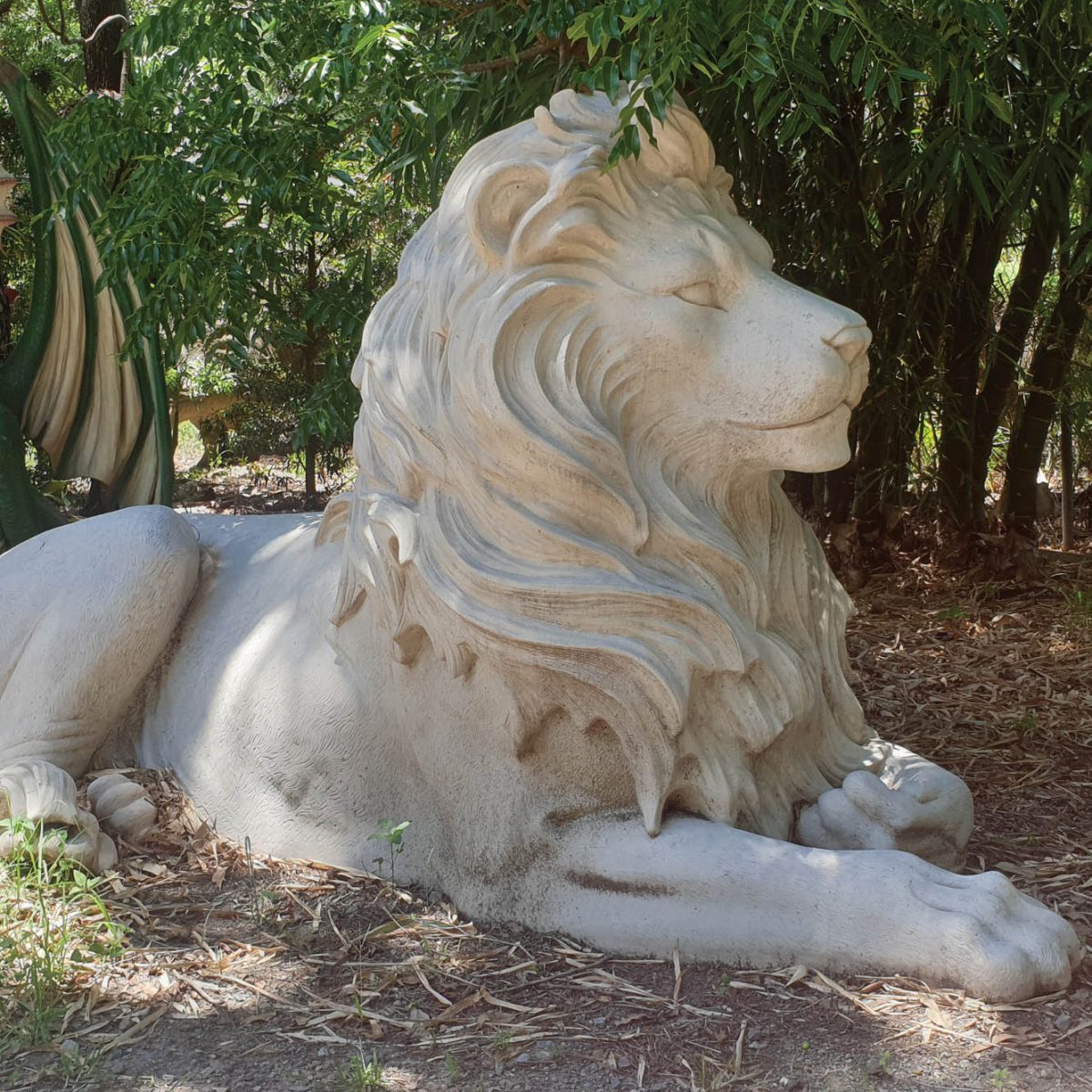 Natureworks Australia Lion Statue in resting pose - Majestic castle Roman Stone