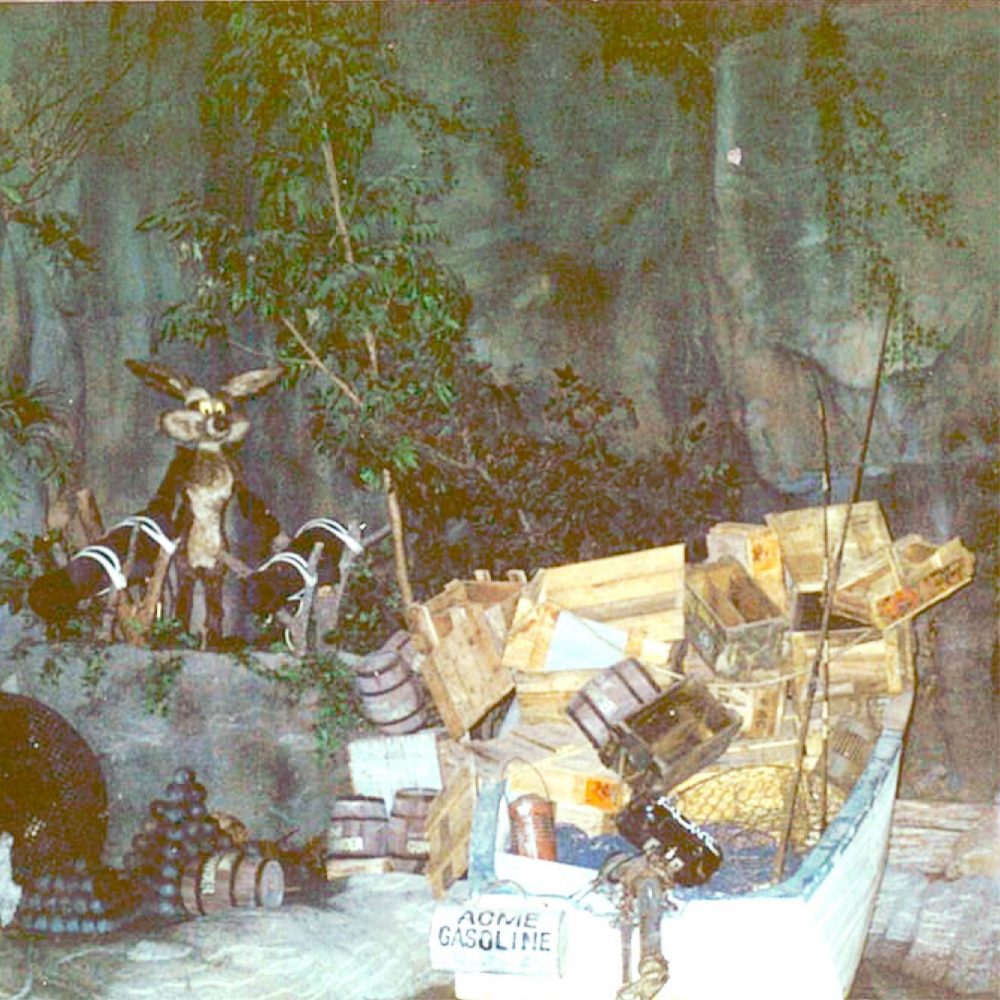 Movie World Looney Tunes Boat Ride Cave showing Exhibit Kyote scaled