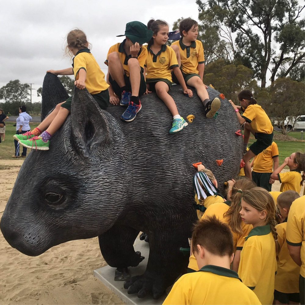 Natureworks Australia William the hairy nosed wombat - Big Things sculpture