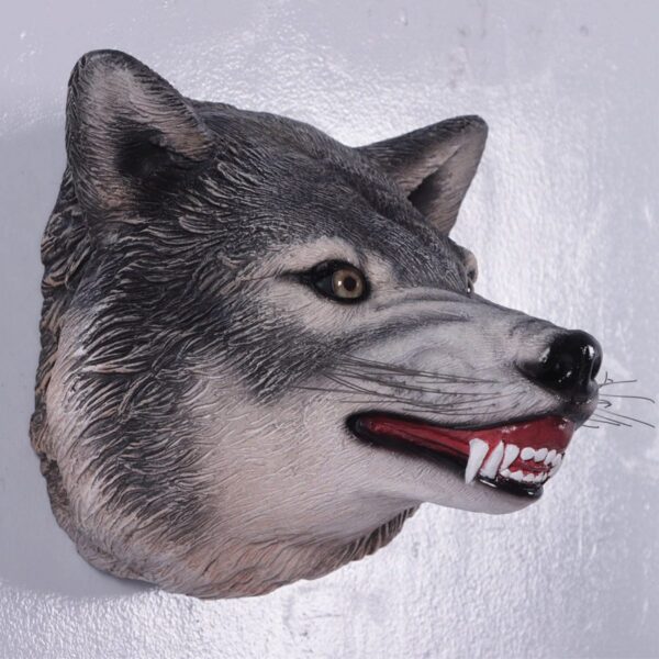 Wolf Head Wall Décor