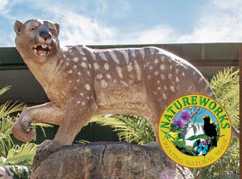 Thylacoleo walking - Australian Megafauna marsupial lion sculpture