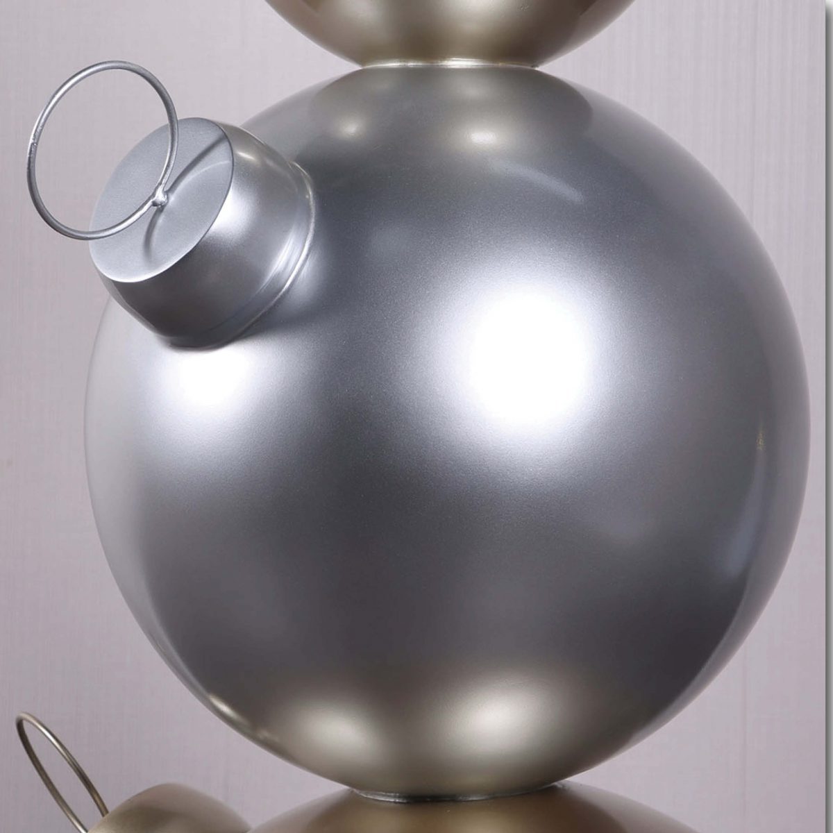 Shopping Centre Free Standing Bauble diplay prop