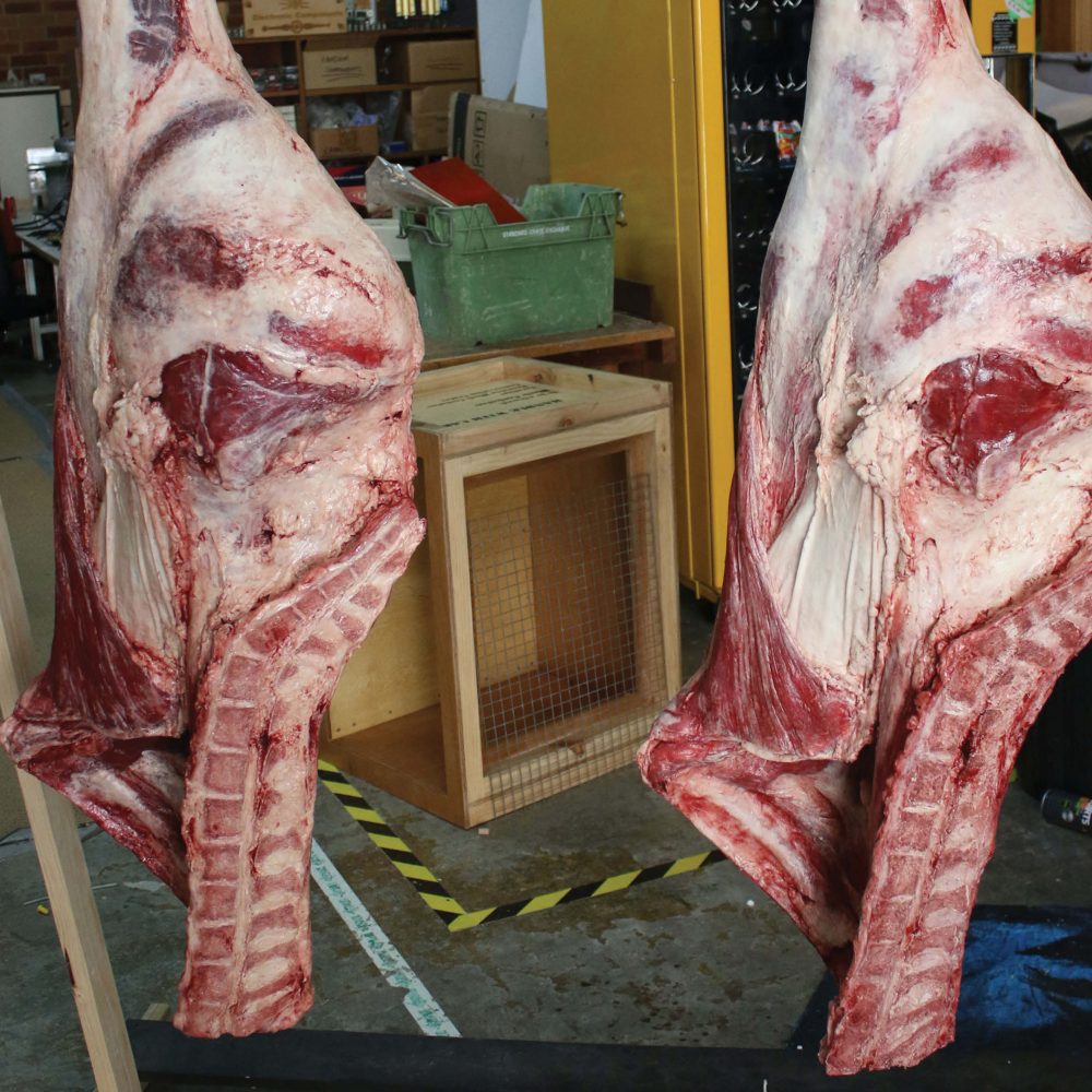Sides of beef fake replica - L 1450 x W 500 x H 260cm