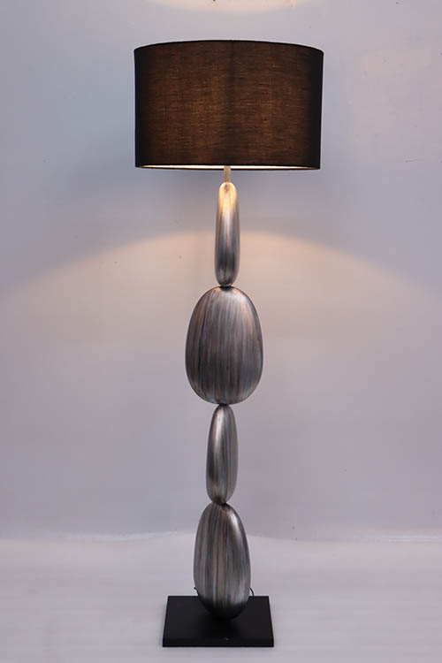 Pebble Floor Lamp – Dye
