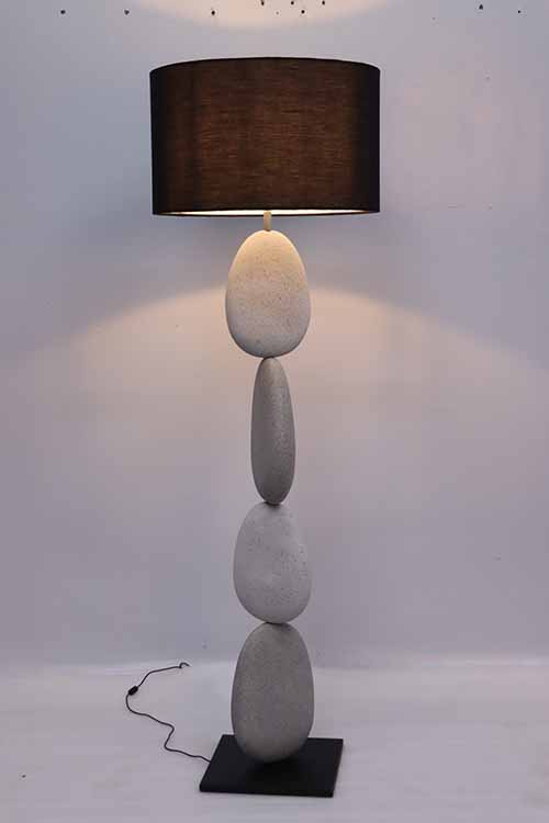 Pebble Floor Lamp – Dark & Light Granite