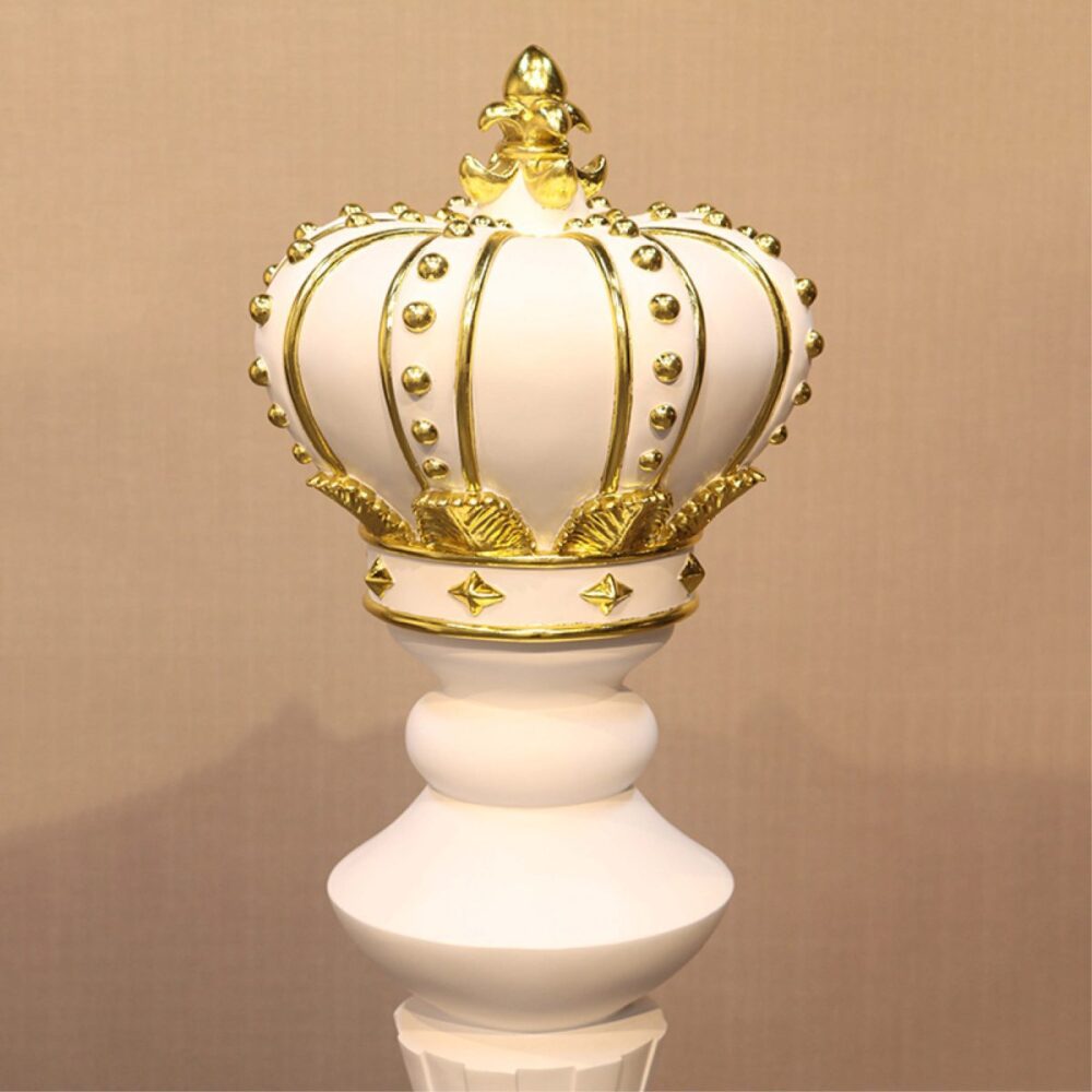 Chess King - 2200119-White with Gold leaf - Close up of King crown detail
