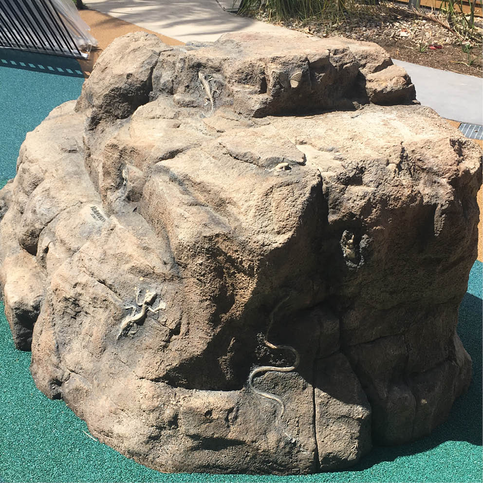 Natureworks Australia Rock Boulder Climber with Reptiles