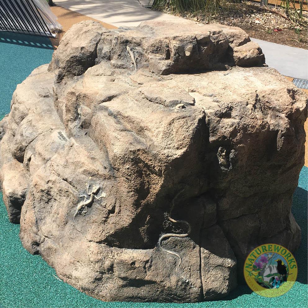 Natureworks Australia Rock Boulder Climber with Reptiles