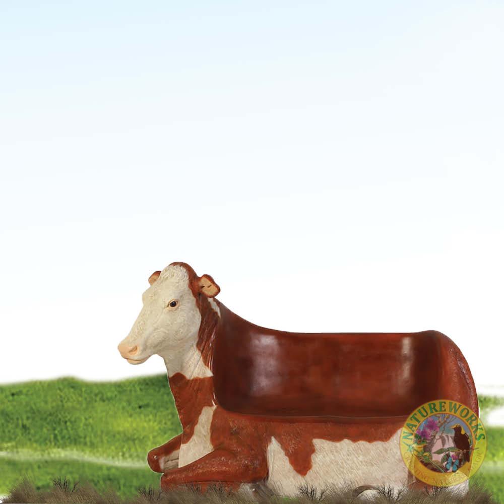 "Cowch" Hereford Settee statue