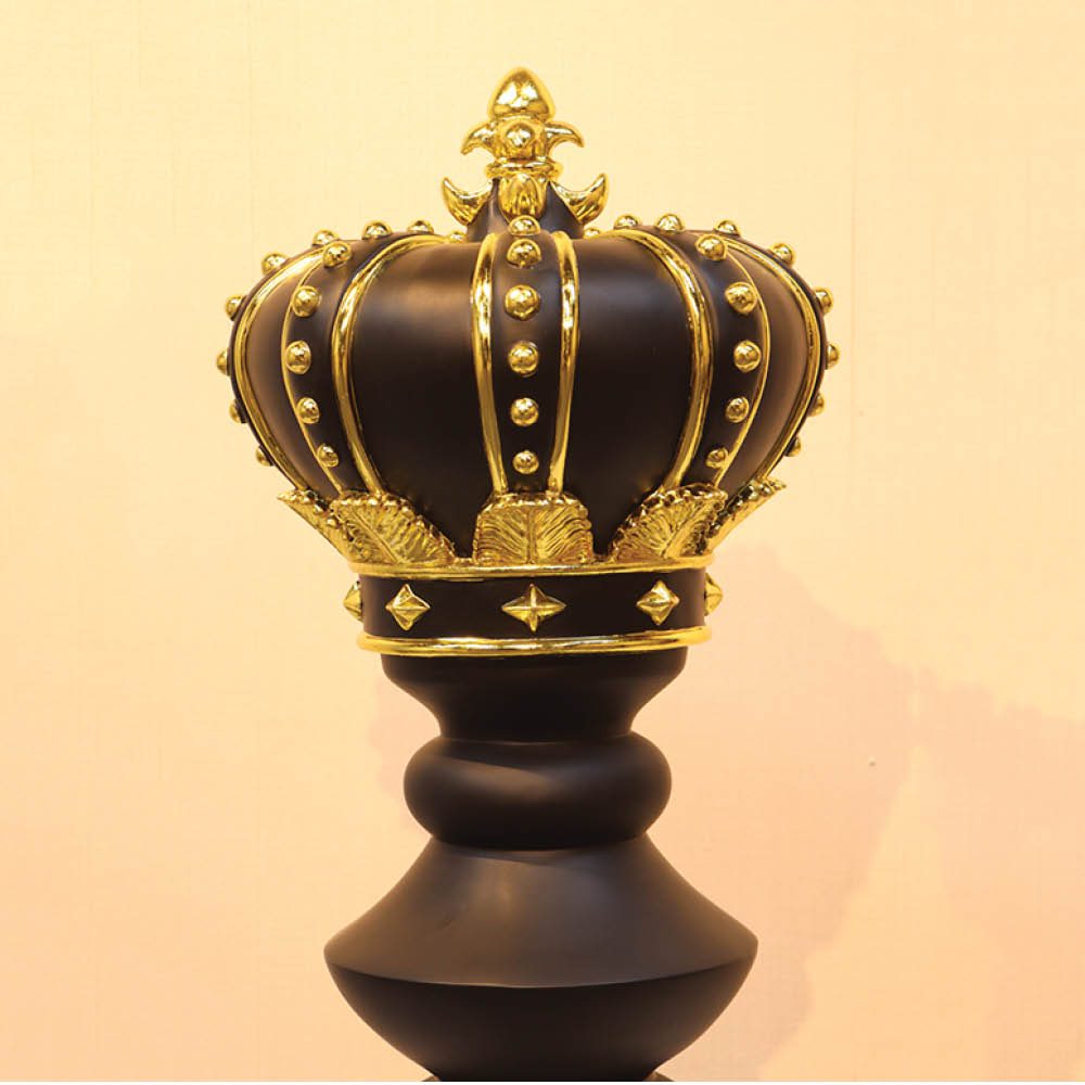 Natureworks Australia Oversized King Chess piece - Black Matt with gold leaf highlights
