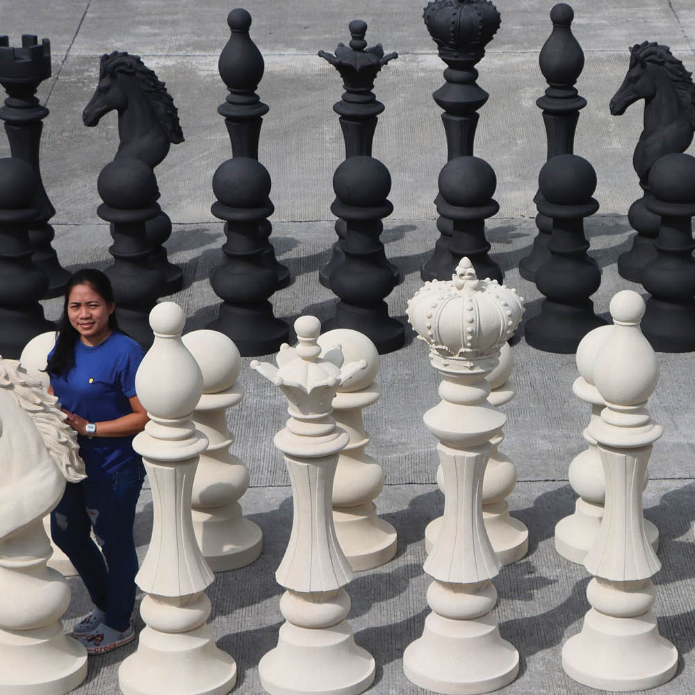 Chess Set -Black and white large scaled outdoor version-