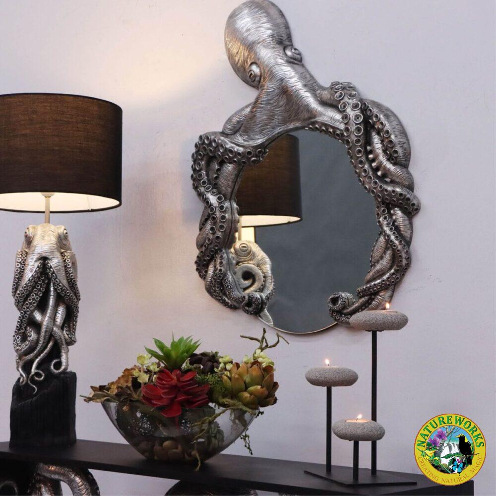 Interior Statues & Decor