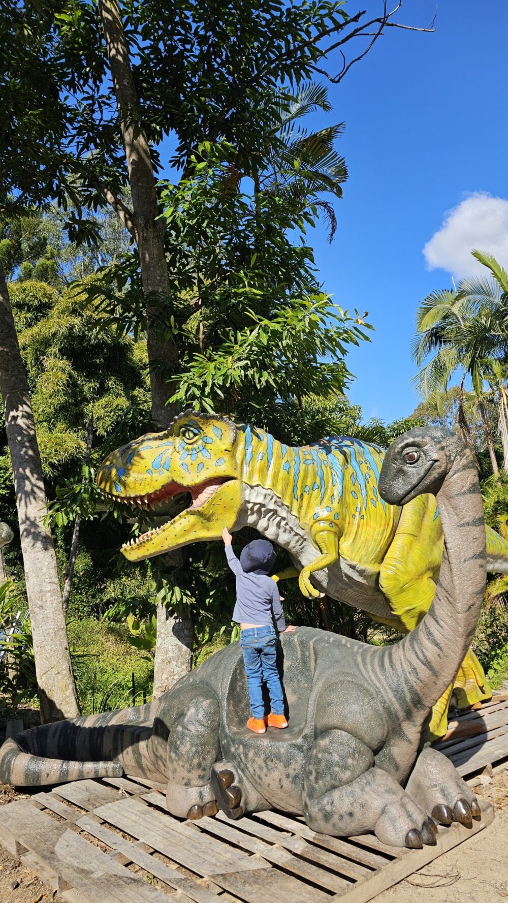 T-Rex dinosaur - Natureworks - Sculpture - with little boy