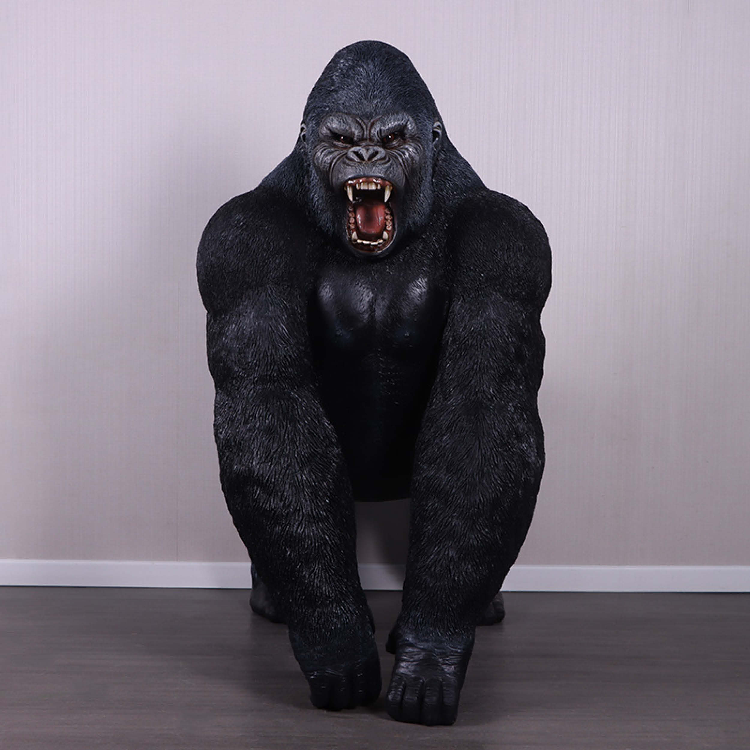 Natureworks Australia Gorilla Male 240118- Larger than life size - Front view-V2