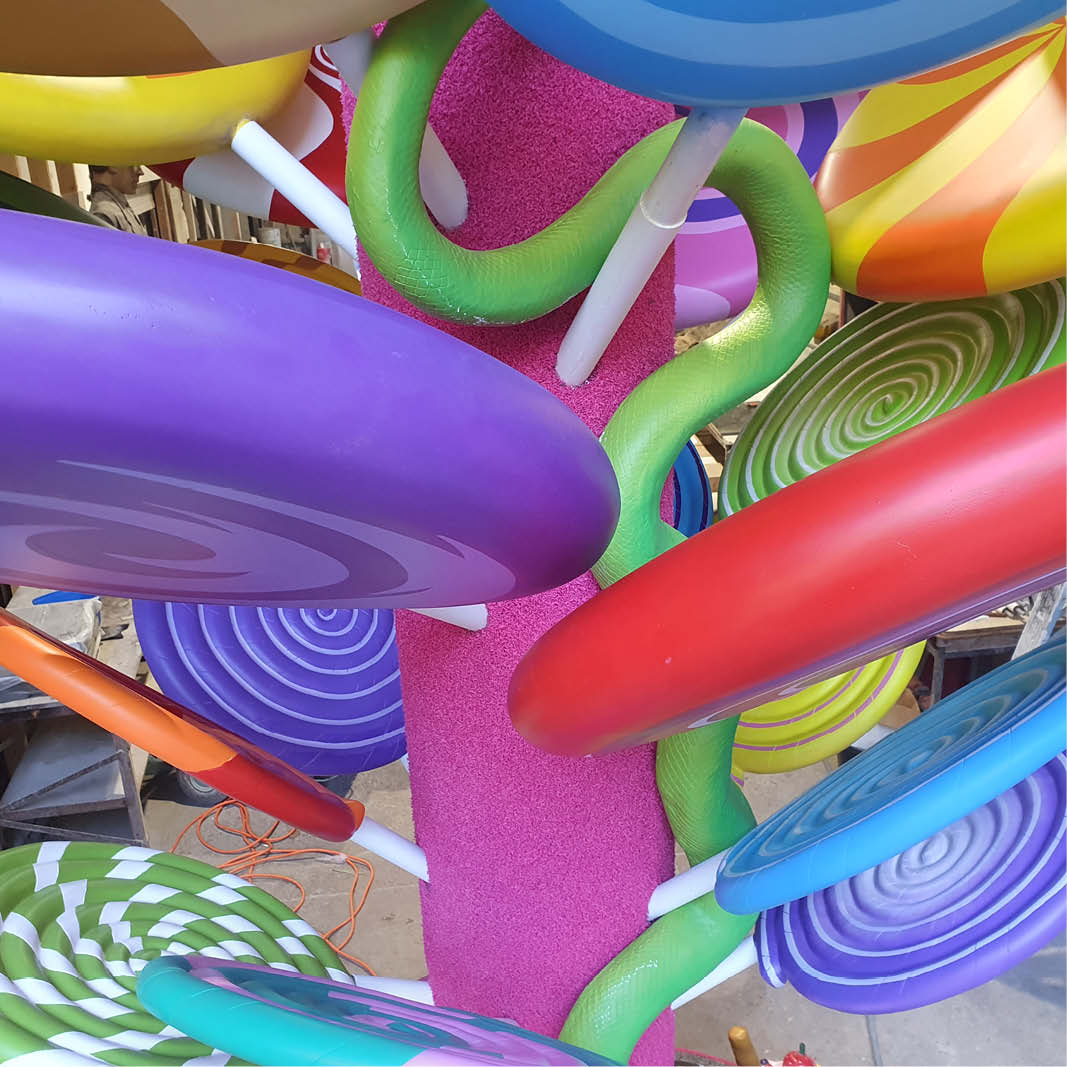 Natureworks Australia Natureworks Lollipop tree - for interactive themed experience- showing green snake slithering down the tree