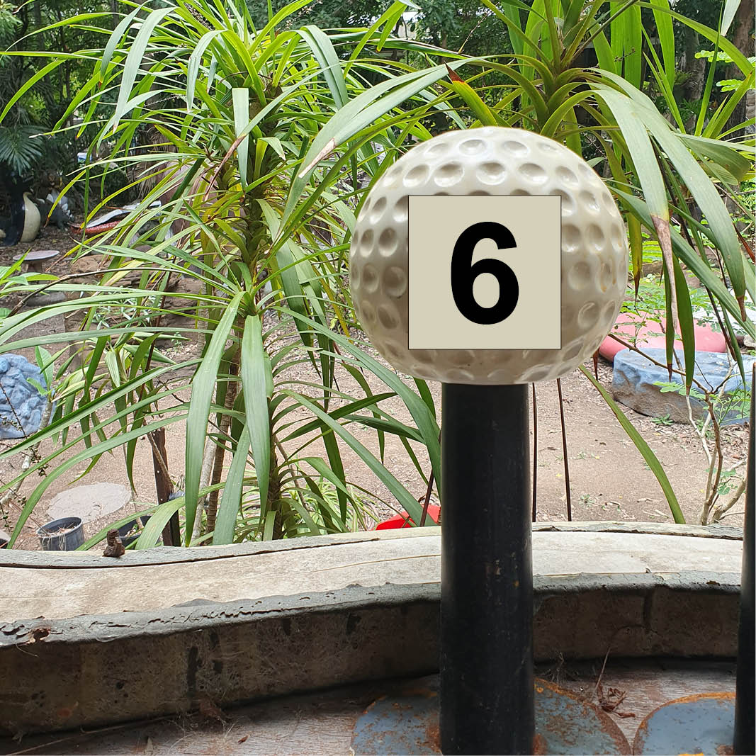 Natureworks Australia Mini-Golf Ball Sign with Number - 14cm diameter - Image 9