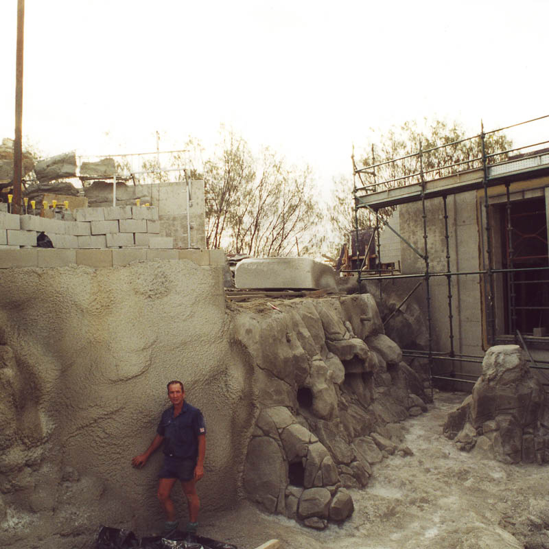 Natureworks Australia Polar Bear Shores-Artificial rock Sea World in Production photo - revealing internal bessa blocks