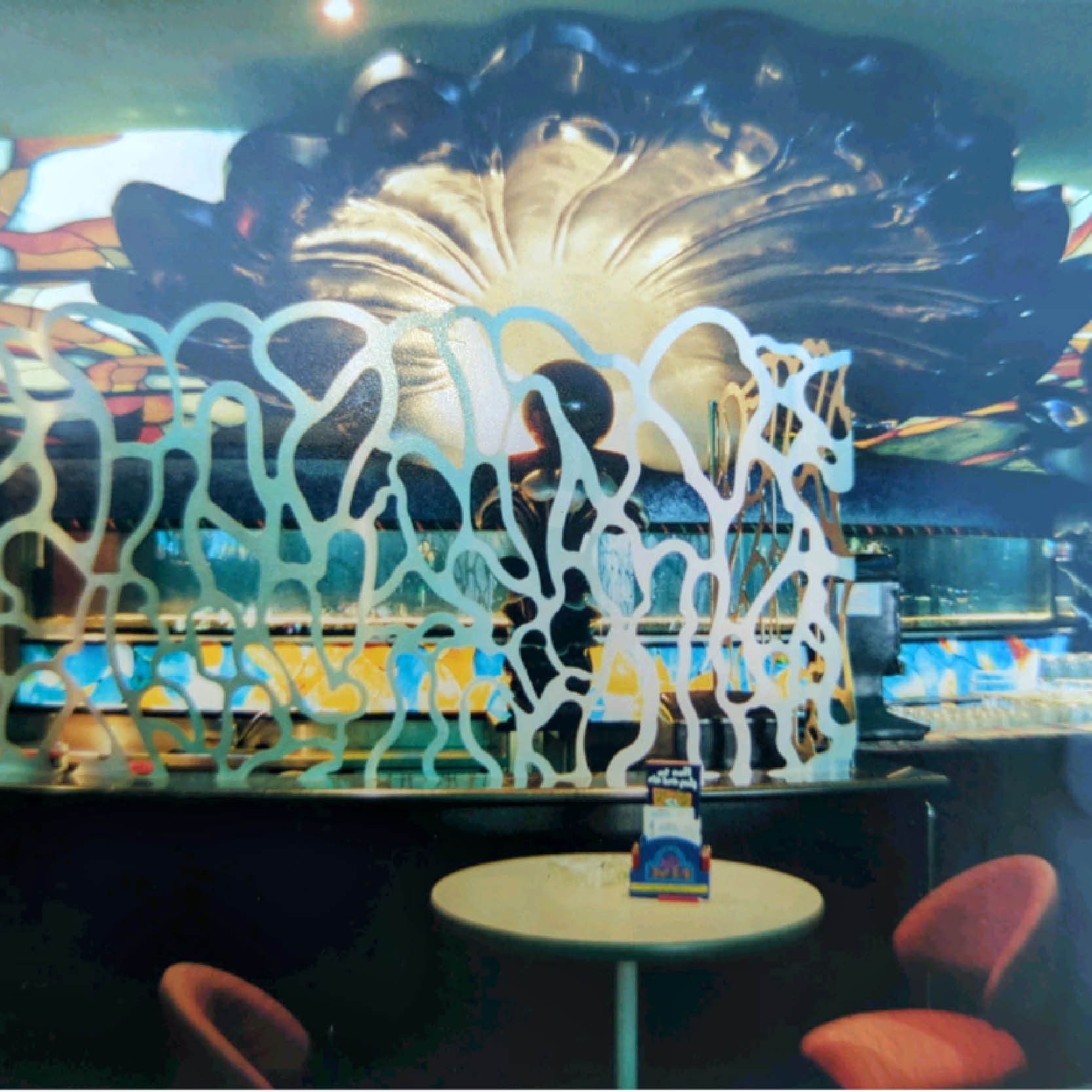 Natureworks Australia Black Pearl Oyster Shell - Shown at Mt Pritchard Bar - Close up details insitu