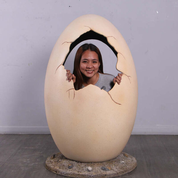 Dinosaur Egg - photo opportunity on base -shown with girl inside-250044-