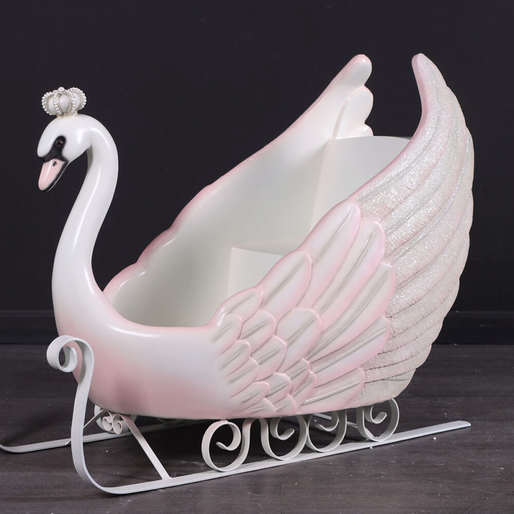 Christmas Romanitic Swan Sleigh