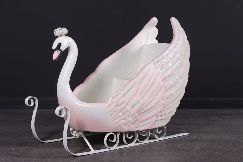 Christmas Romanitic Swan Sleigh