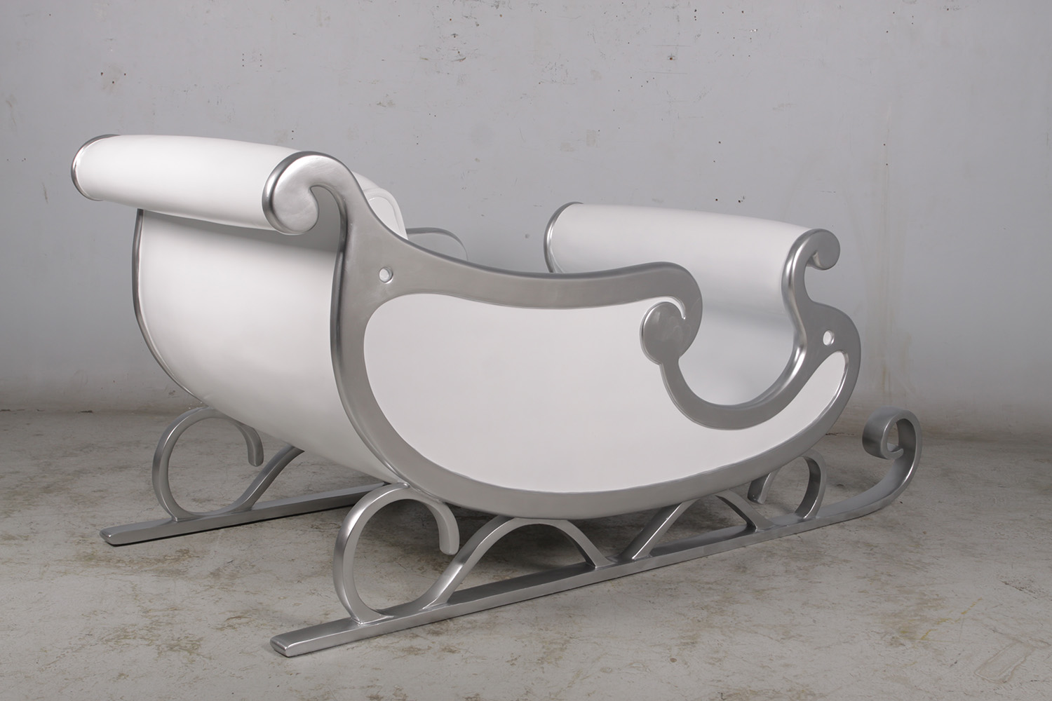 Natureworks Australia Christmas Santa Sleigh - White & Silver - Image 3