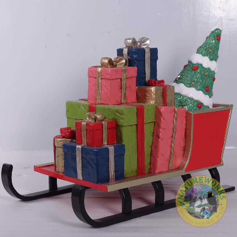 Christmas Sleigh with Gifts