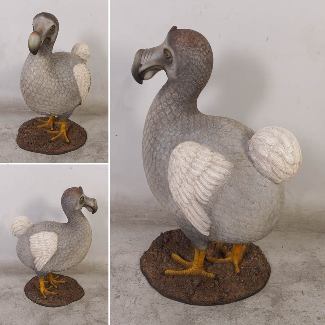 Natureworks Australia Dodo-Bird-standing-on-base-plate-showing-Rear angle view-120007