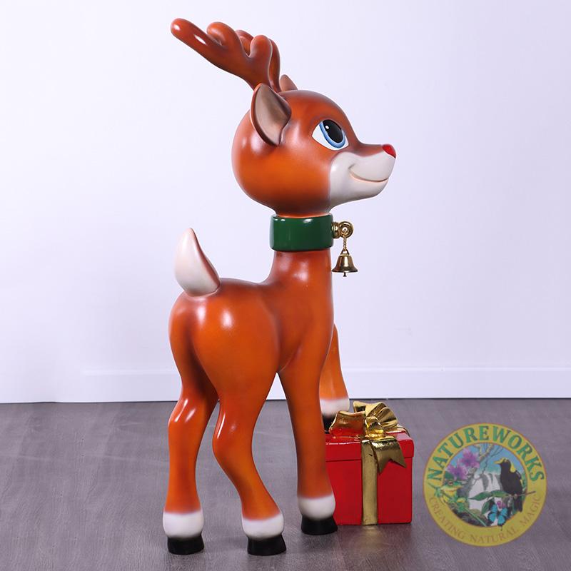 Natureworks Australia Cute Reindeer-with gift-210107- rear angle view