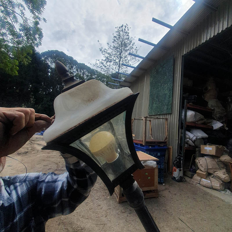 Natureworks Australia Lamp Post with glass shade-220cm-NW-LPost -showing shade casing