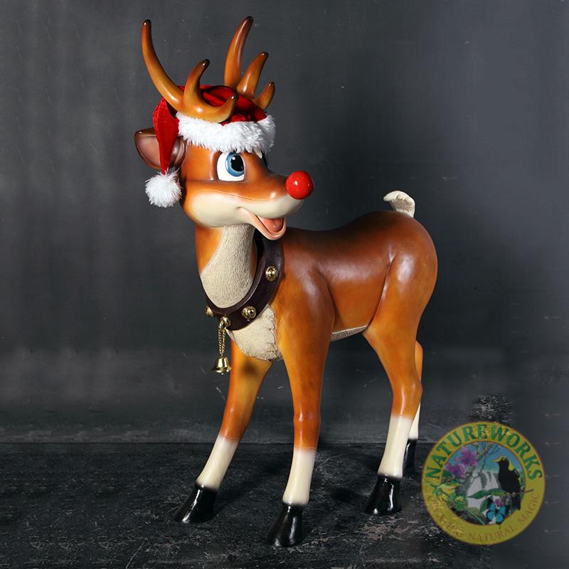 Natureworks Australia Reindeer_Standing_090078- with Santa hat - angle view-cute