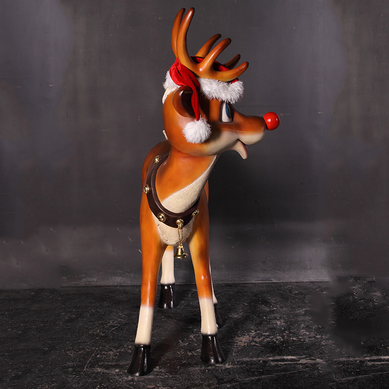 Natureworks Australia Reindeer_Standing_090078- with Santa hat -front view
